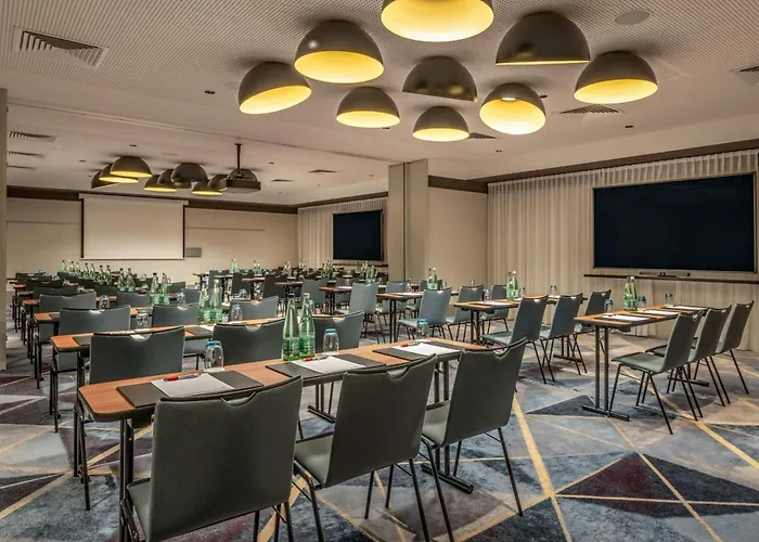 Отель Frankfurt Marriott 5*