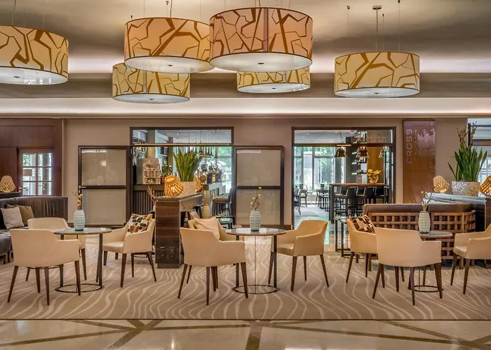 Отель Frankfurt Marriott Франкфурт-на-Майне